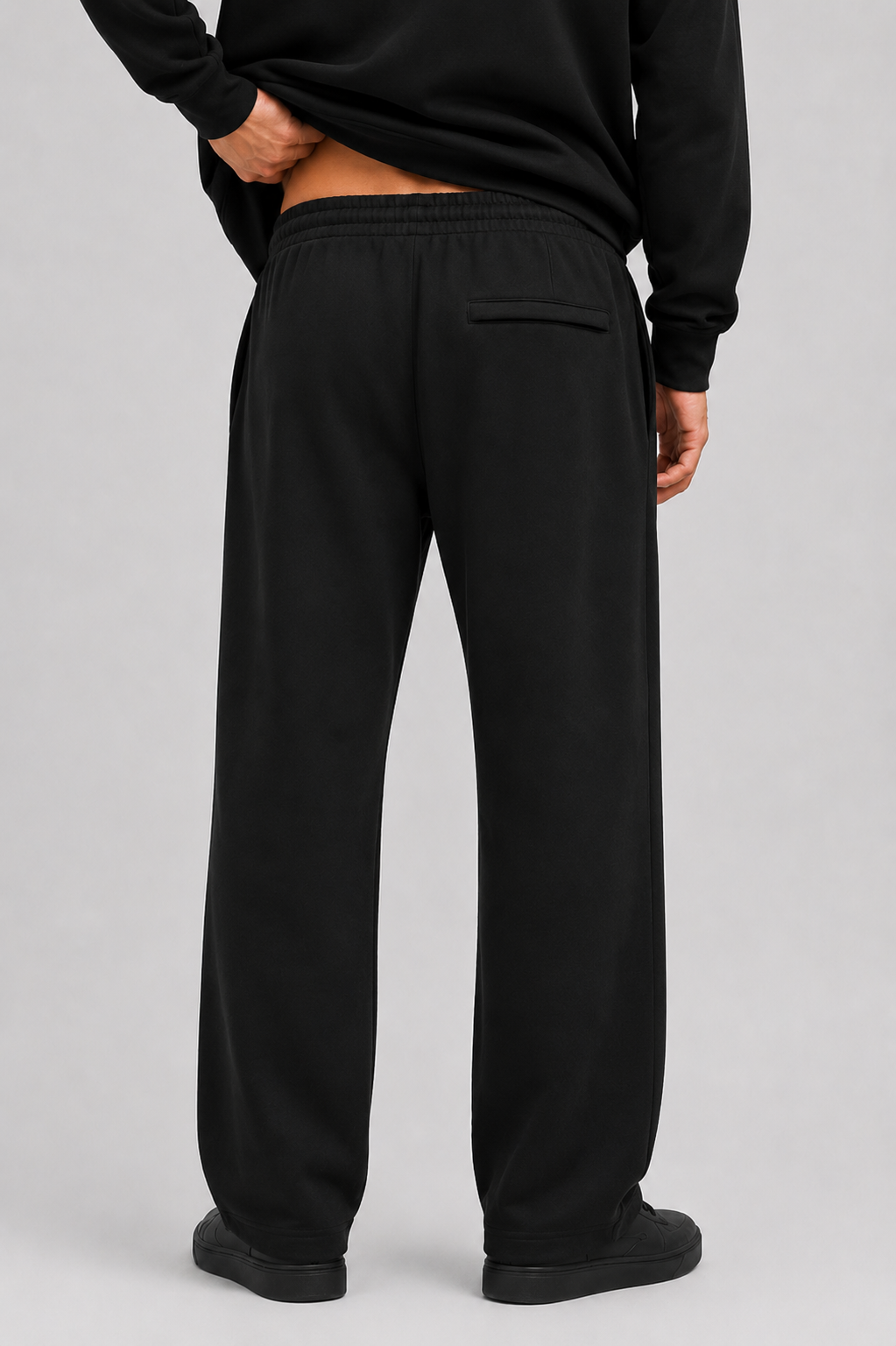Black men sweatpants front 