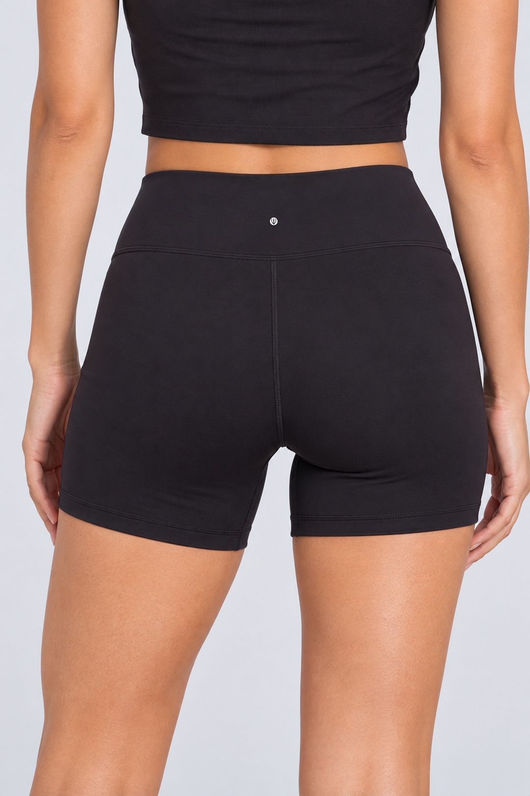 Black women shorts back 