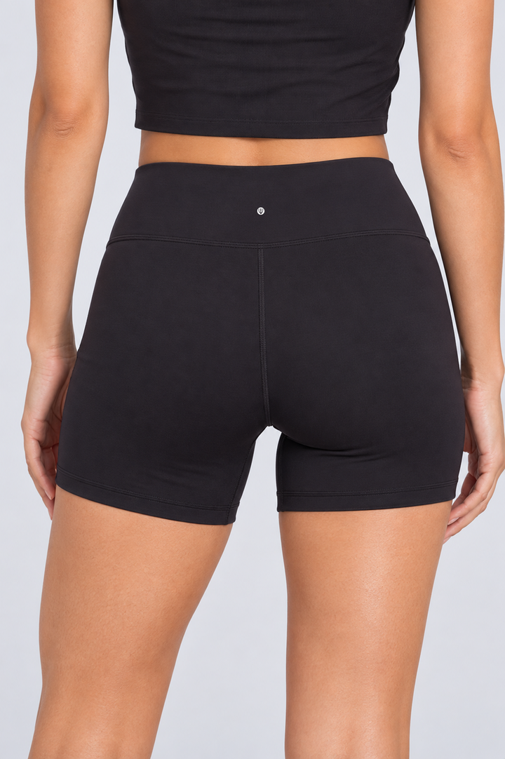Black women shorts back 